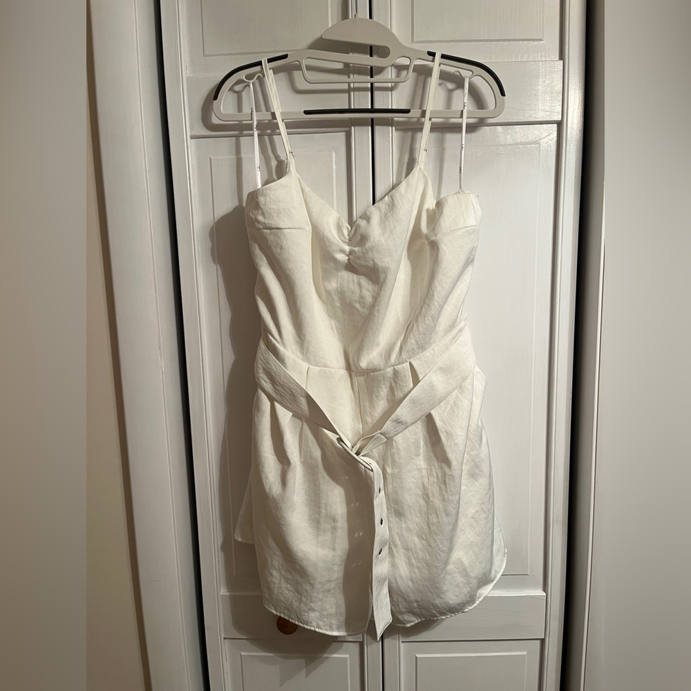 New without tags Women’s Lulus XL romper
